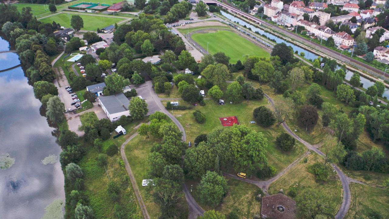 Camping De L'Ill Mulhouse Bagian luar foto