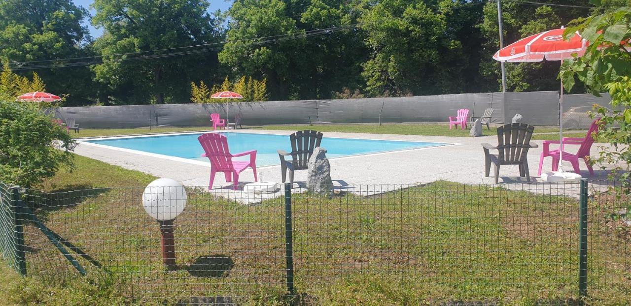 Camping De L'Ill Mulhouse Bagian luar foto